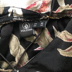 Volcom Tops - Volcom Floral Criss-across Tank Top Volcom Tops - Volcom Floral Criss-across Tank Top